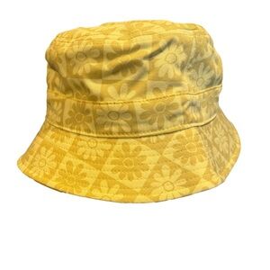 Culturefly Daisy Checkered Yellow Bucket Hat NWT